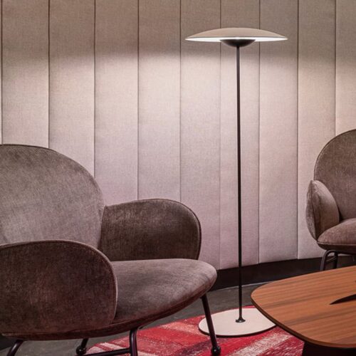 Lampa podłogowa Ginger Marset. Idealna do salonu, sypialni lub gabinetu. Sklep Lampy Ramko ul. Migdałowa 3 Warszawa.